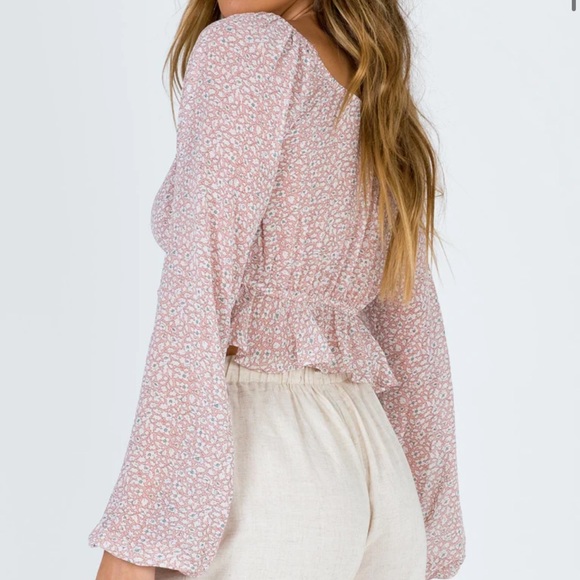 Princess Polly Tie front crop top size 0 - Picture 3 of 8